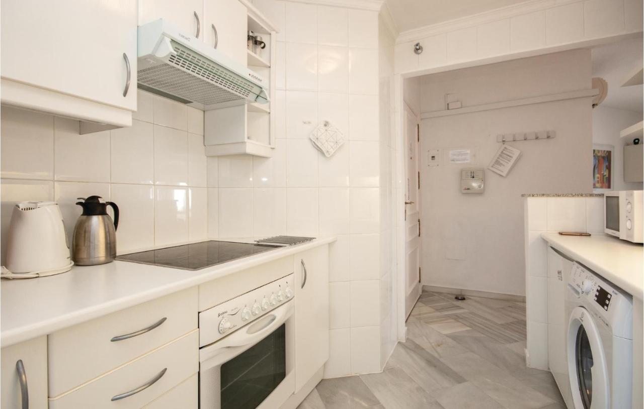 Apartamento 2 Bedroom Amazing In Calahonda