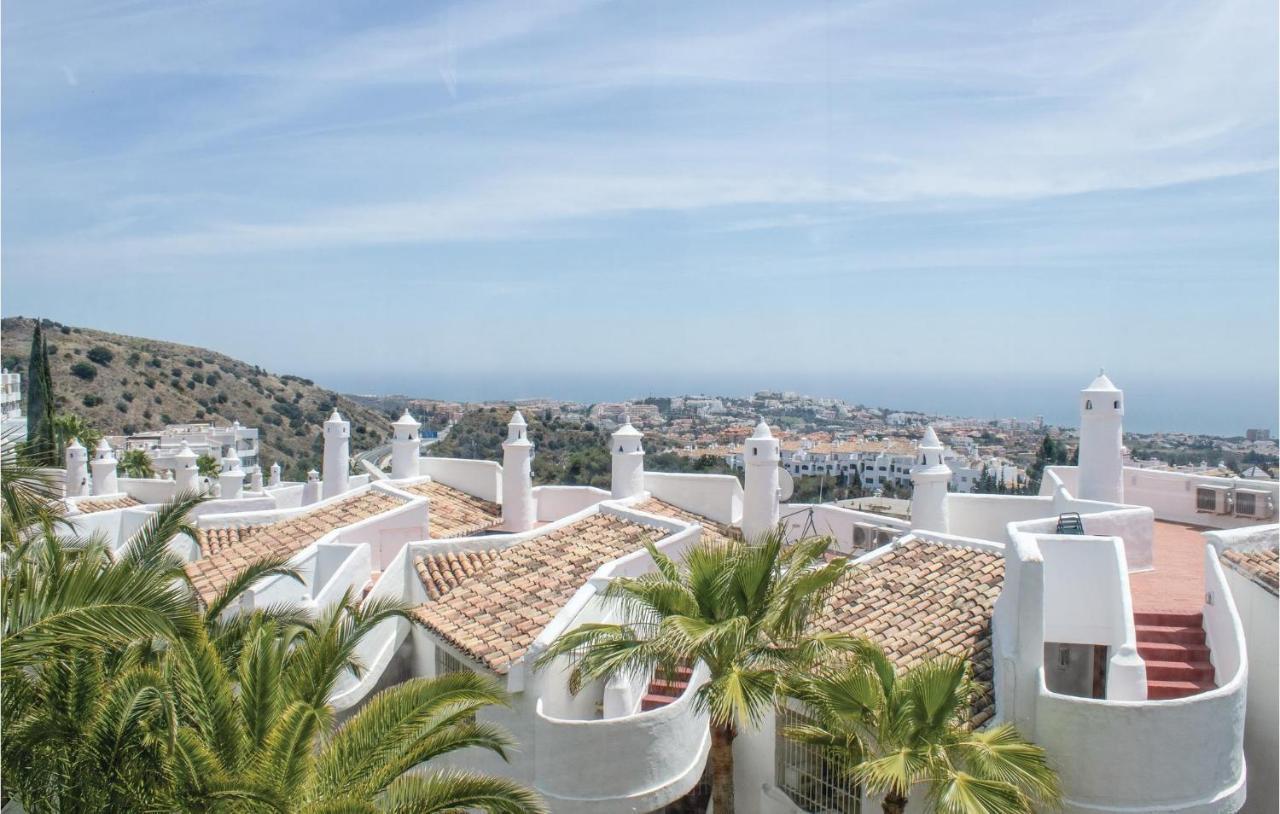 Apartment 2 Bedroom Amazing In Calahonda *