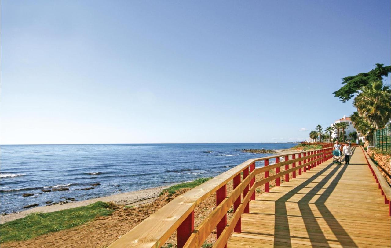 Apartment 2 Bedroom Amazing In Calahonda