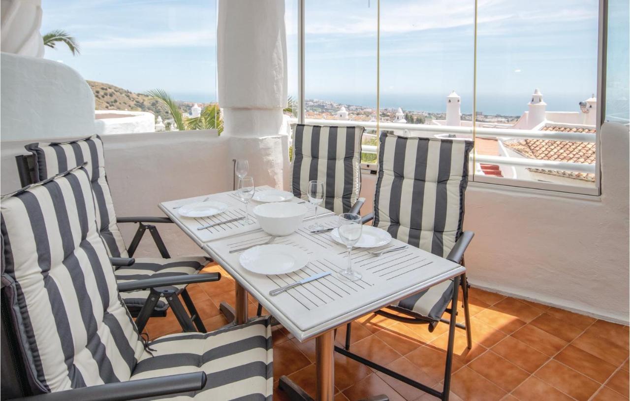 2 Bedroom Amazing In Calahonda Apartment