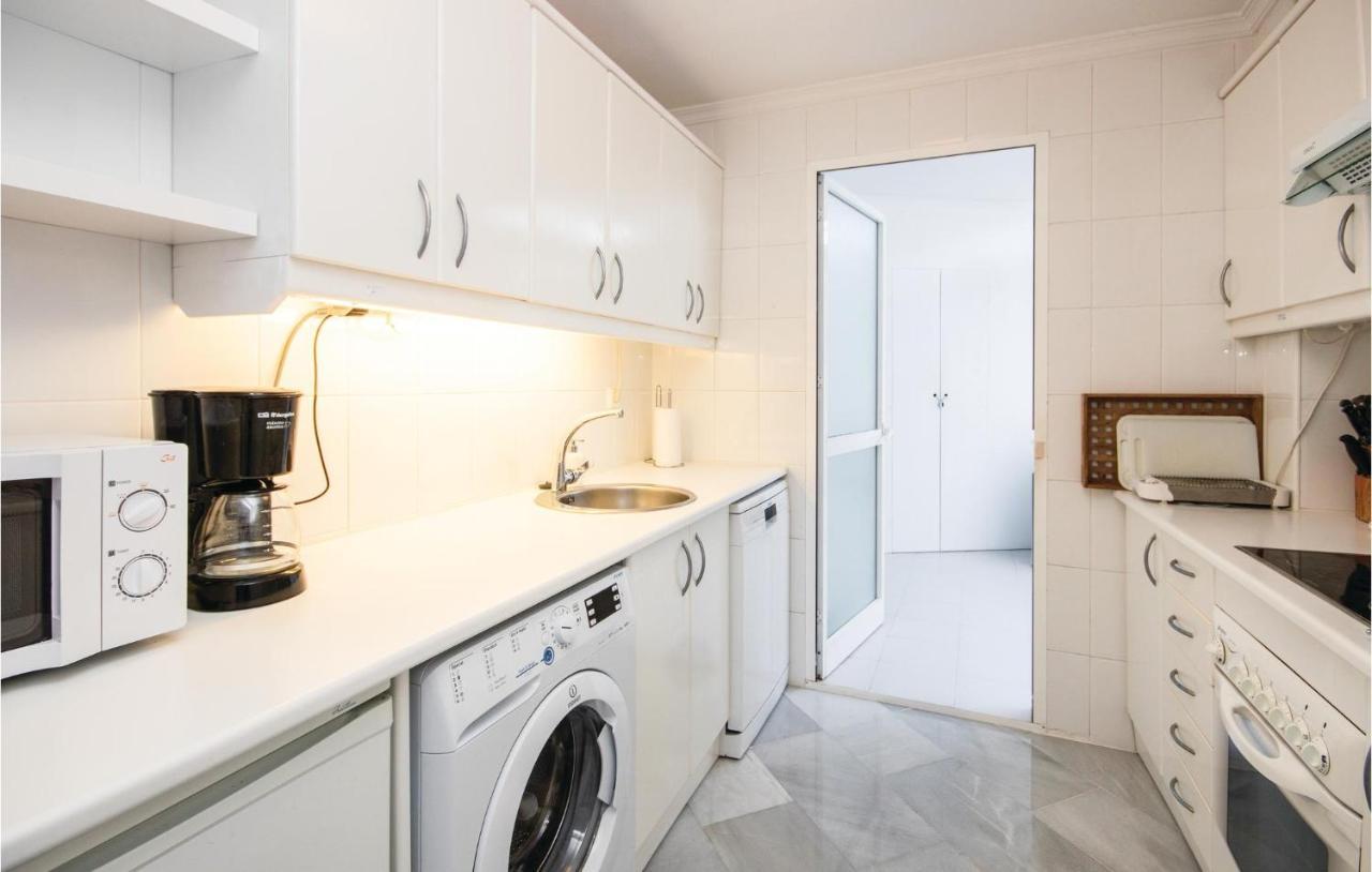 Apartment 2 Bedroom Amazing In Calahonda *